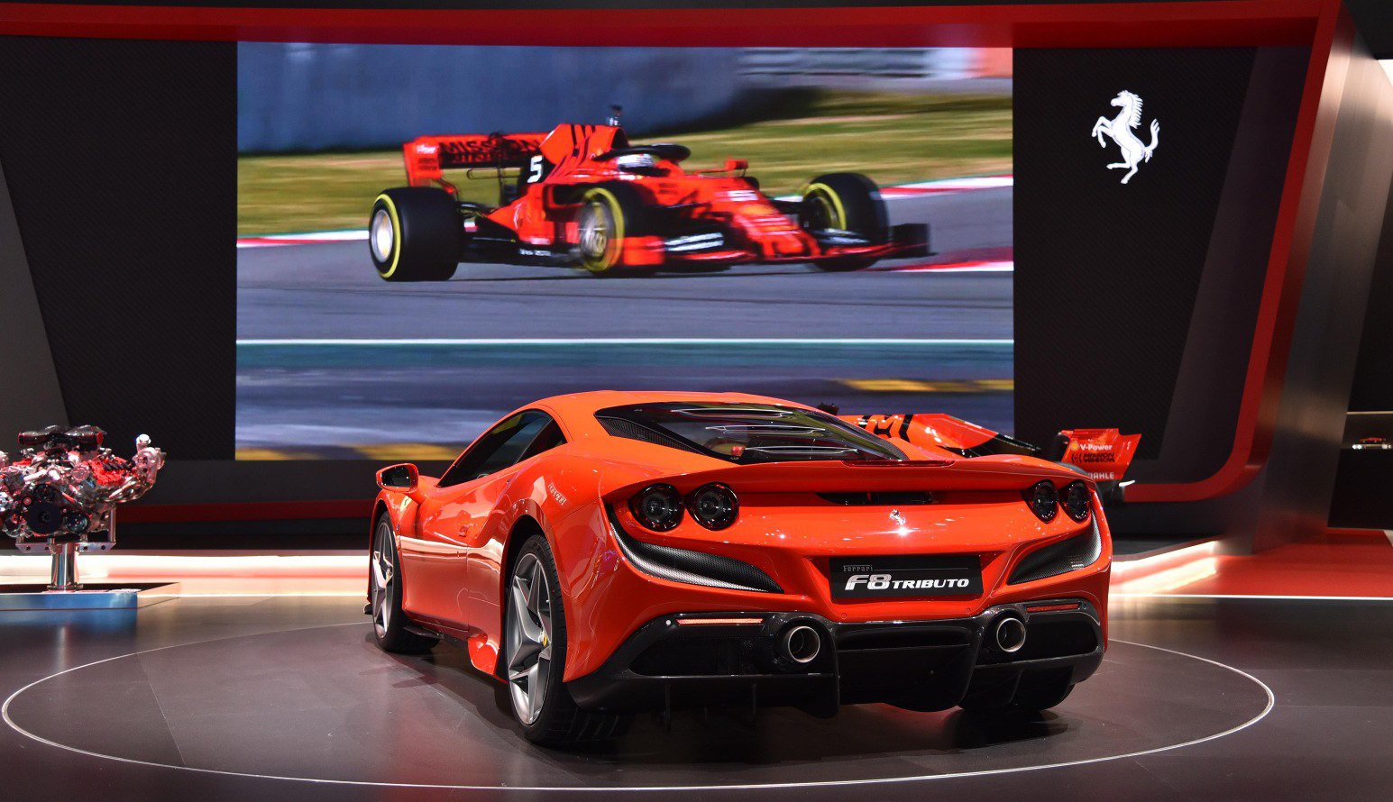 Ferrari F8 Tributo technical specifications and fuel economy